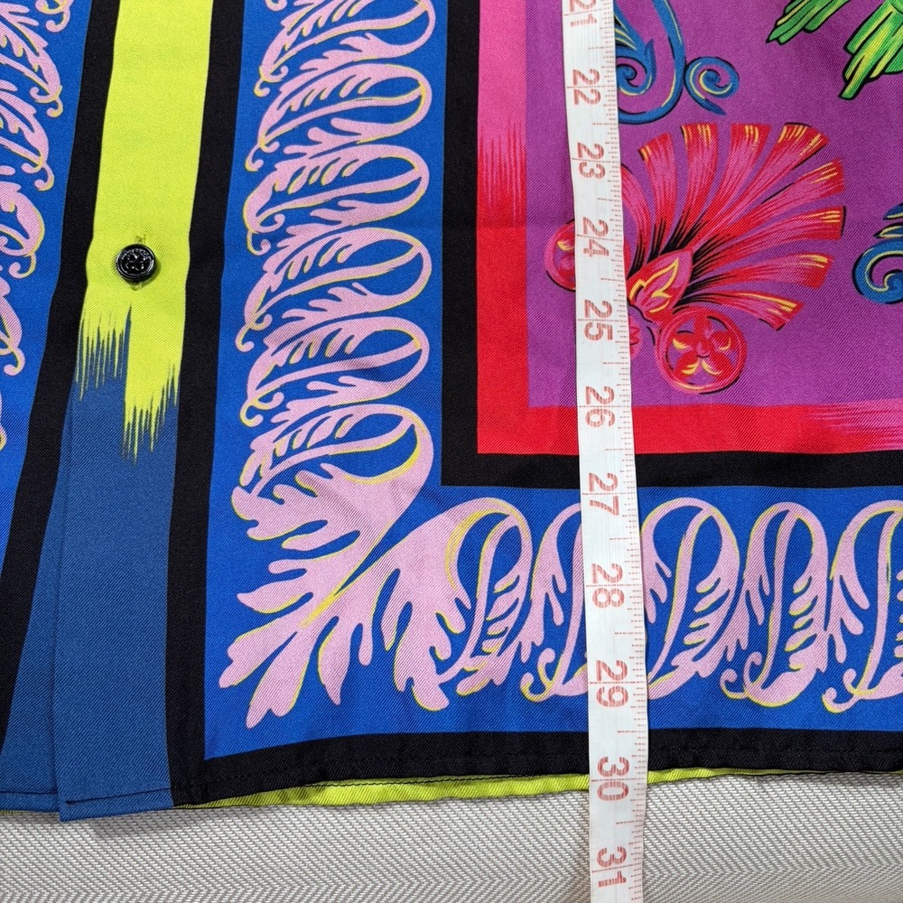 Versace Mens Medusa Graphic Print Silk Button Shirt Size 40 Colorful Art Design - Picture 12 of 16